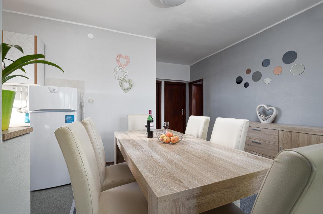 Dvi Ulike Apartment Labinci Exterior photo