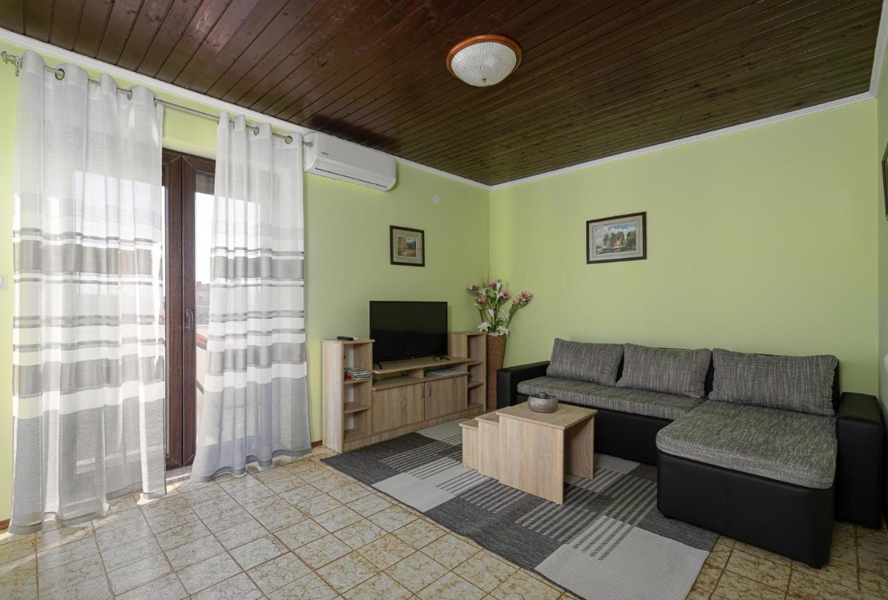 Dvi Ulike Apartment Labinci Exterior photo
